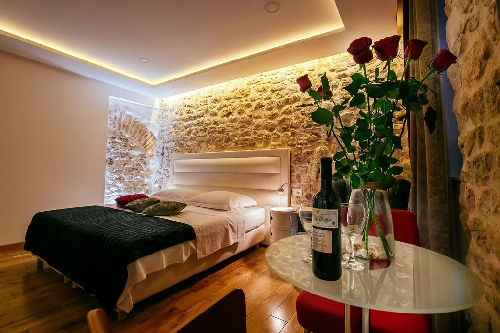Get Split Luxury Apartment Habitación foto